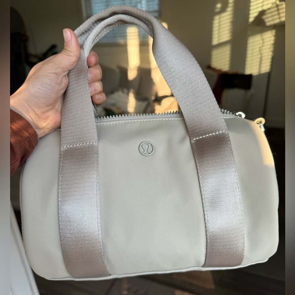 lululemon athletica small handbag in taupe